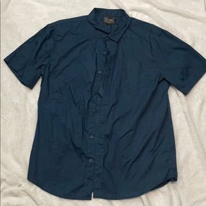 Retrofit short sleeve button up size large